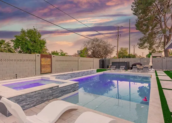 Dom wakacyjny Sunsets On 11th By Avantstay Phoenix